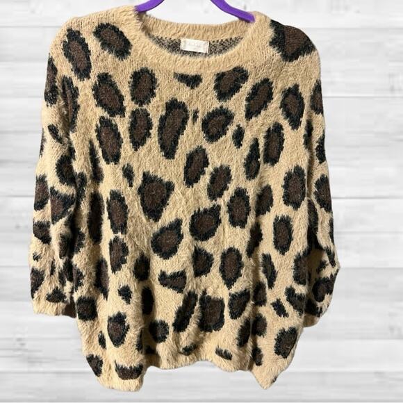 Altar'd State Fuzzy Knit Leopard Print Drop Sleeve Pullover Sweater, Small /Med - Picture 1 of 7